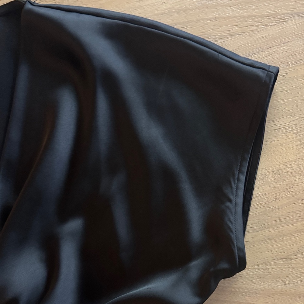 House of Harlow 1960 Black Satin Blouse - Picture 4 of 7